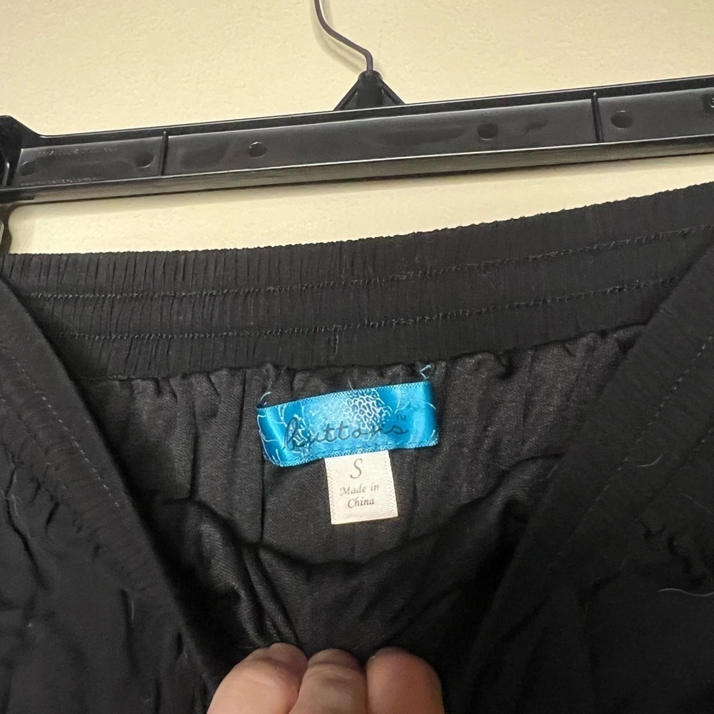 Embroidered Shorts - Picture 4 of 6